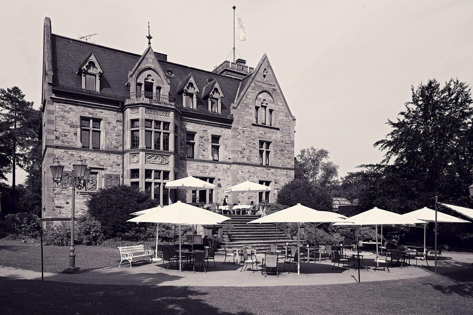 Schlosshotel Rettershof Kelkheim Exterior foto